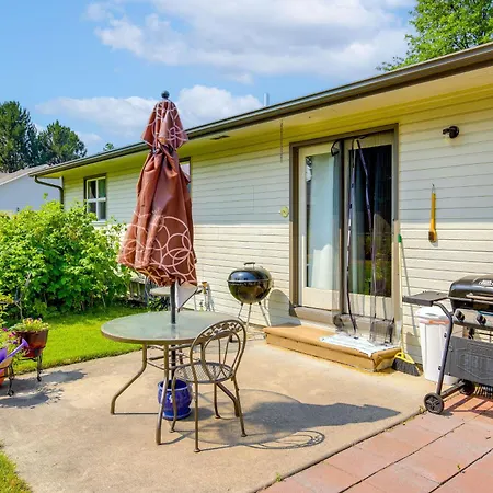 Missoula Duplex With Fenced Yard 2 Mi To Downtown! Vila